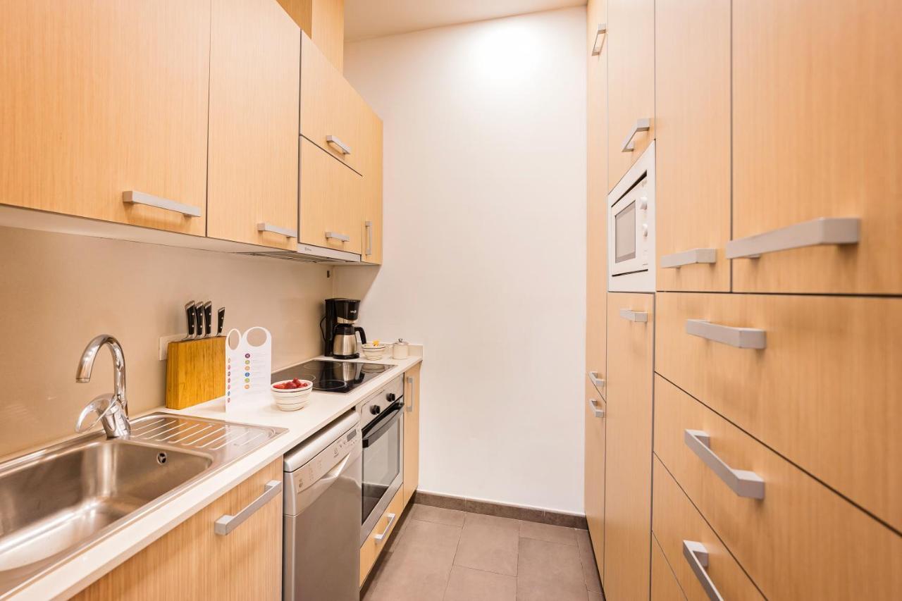 Sweett - Jardinets Apartment Barcelona Ngoại thất bức ảnh